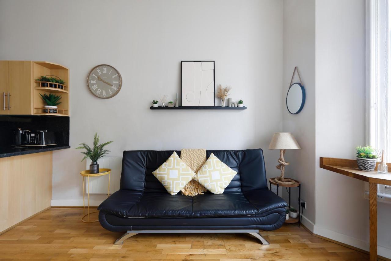 Great 2 Bedroom Apt By The Beach And Town Brighton Dış mekan fotoğraf