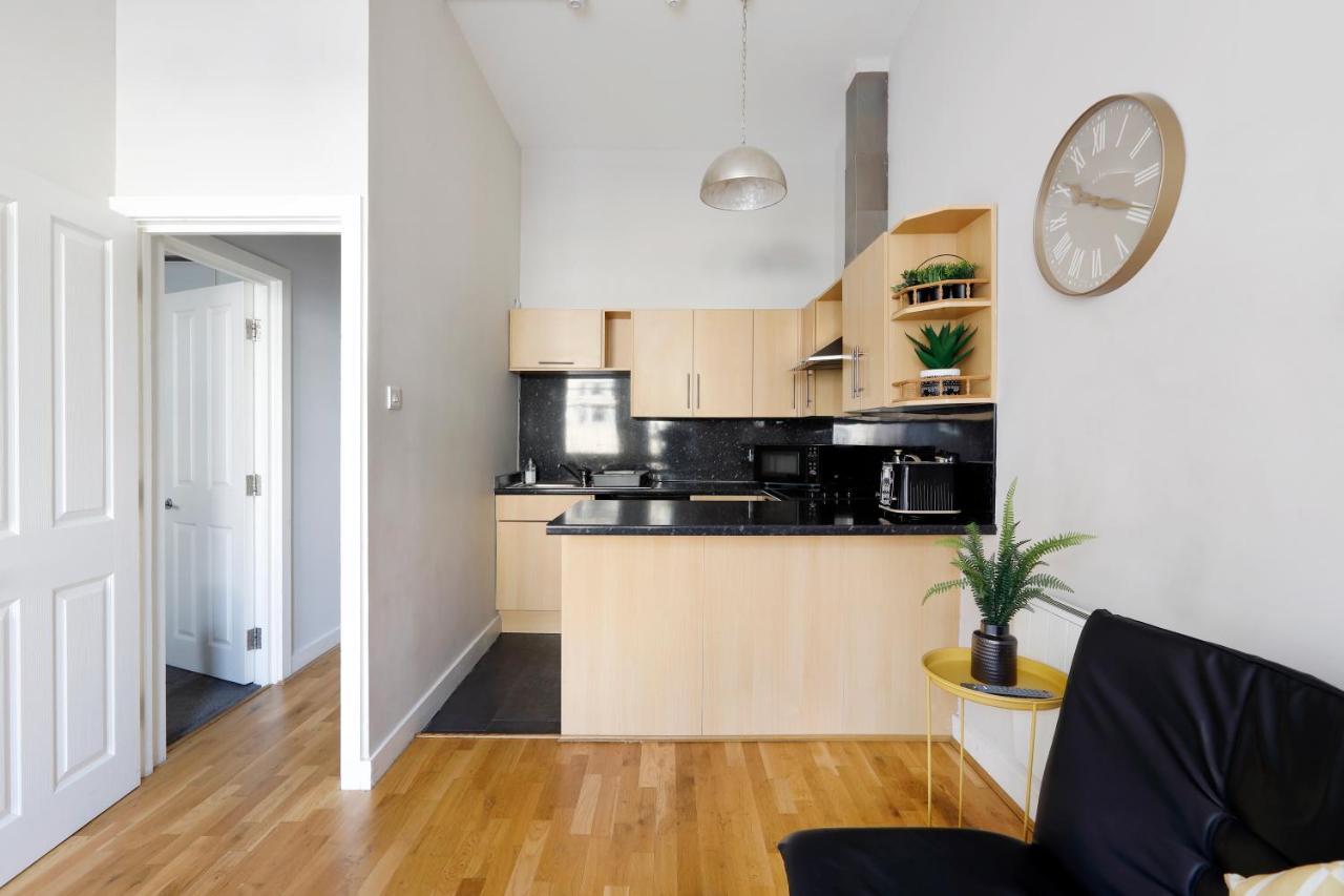 Great 2 Bedroom Apt By The Beach And Town Brighton Dış mekan fotoğraf
