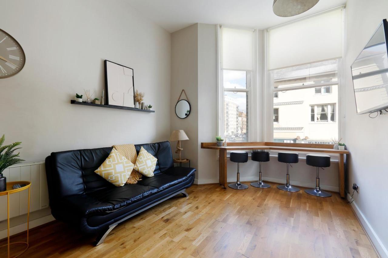 Great 2 Bedroom Apt By The Beach And Town Brighton Dış mekan fotoğraf